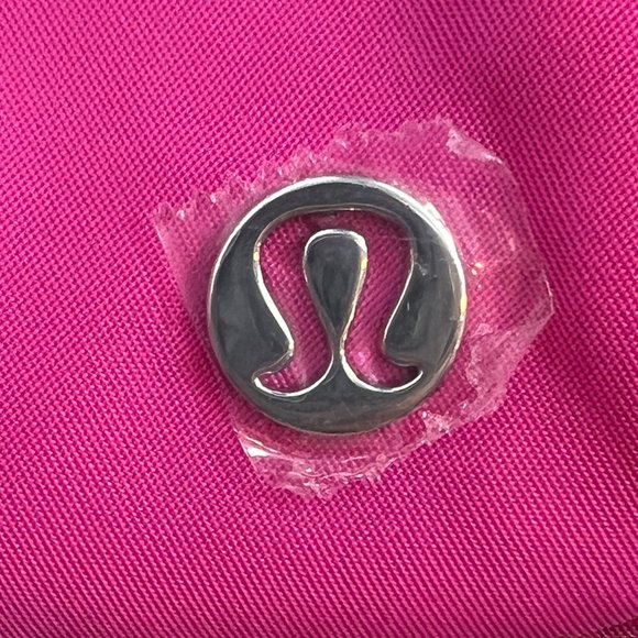NWT Sonic Pink White Wordmark lululemon Everywhere Belt Bag - Picture 4 of 11